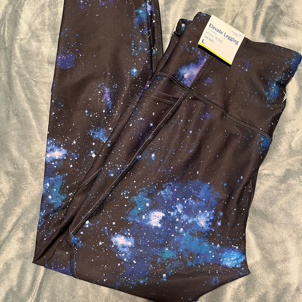 NWT Active Leggings.
